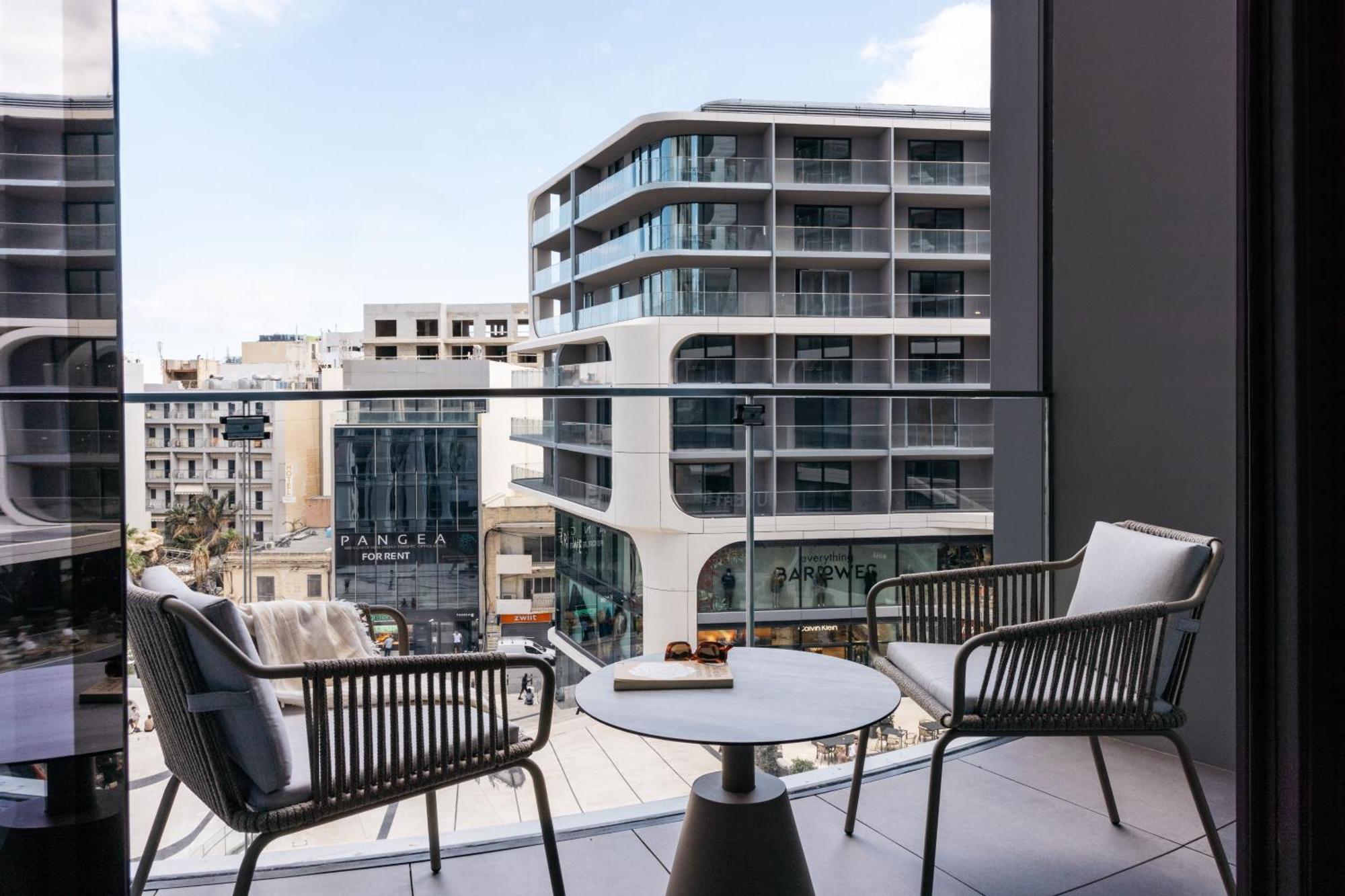 فندق Me Malta By Melia سانت جوليان المظهر الخارجي الصورة
