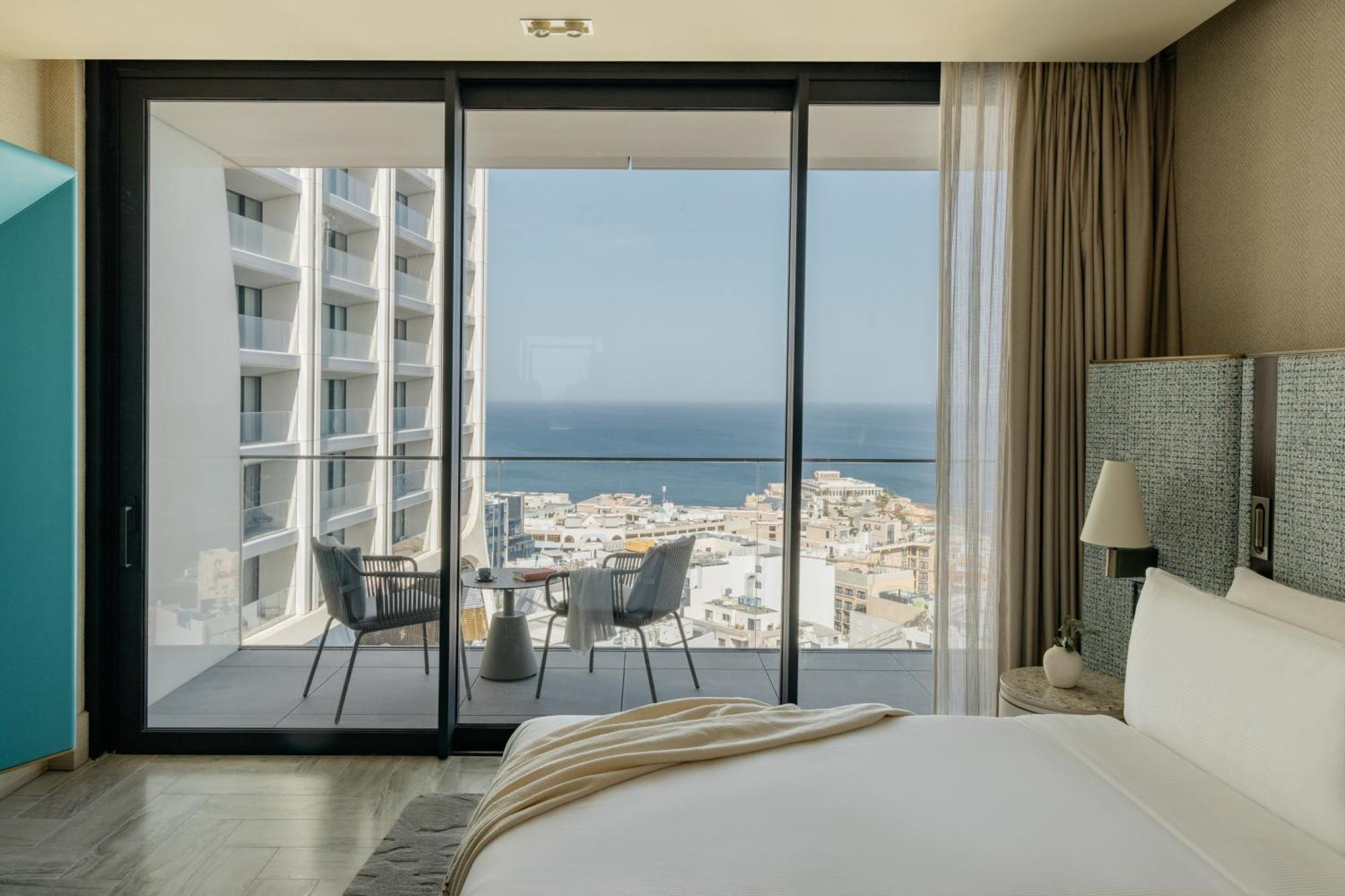 فندق Me Malta By Melia سانت جوليان المظهر الخارجي الصورة